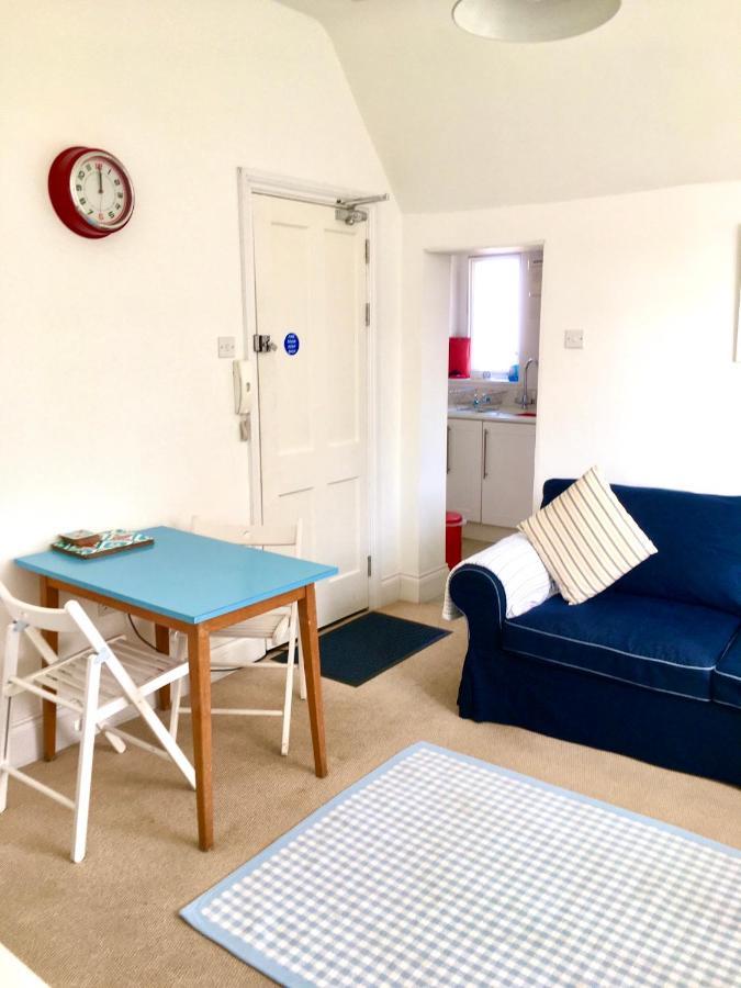 Lyme Regis Renovated Period Seaside Flat Διαμέρισμα Εξωτερικό φωτογραφία